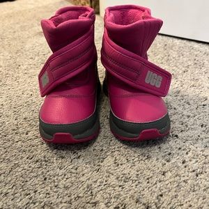 Ugg snow boots
